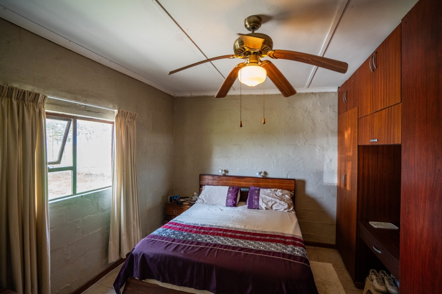 5 Bedroom Property for Sale in Grahamstown Rural Eastern Cape